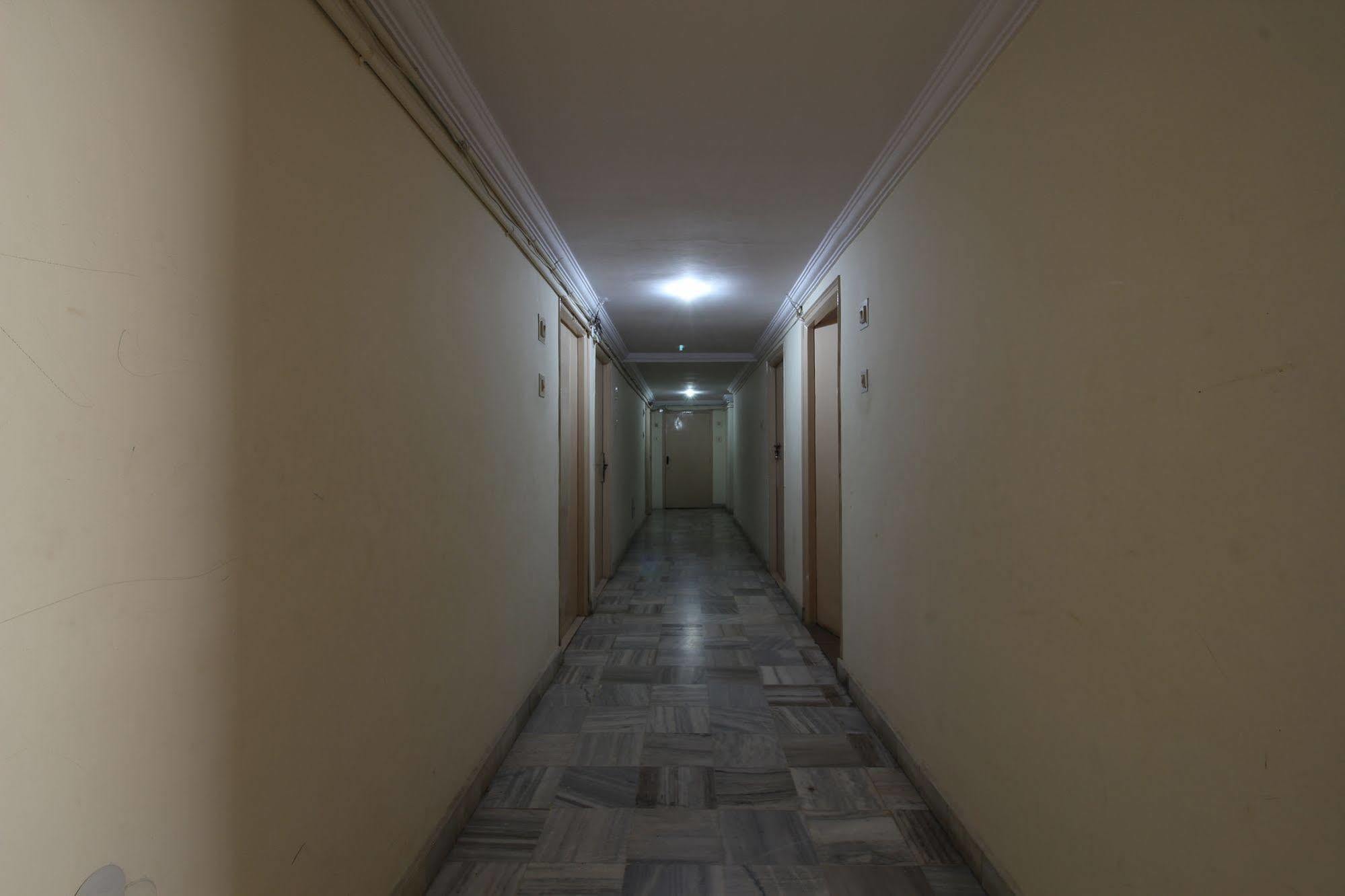 Hotel Maya Deluxe Haidarábád Kültér fotó